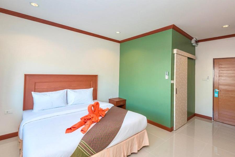 Kata Noi Bay Inn Экстерьер фото