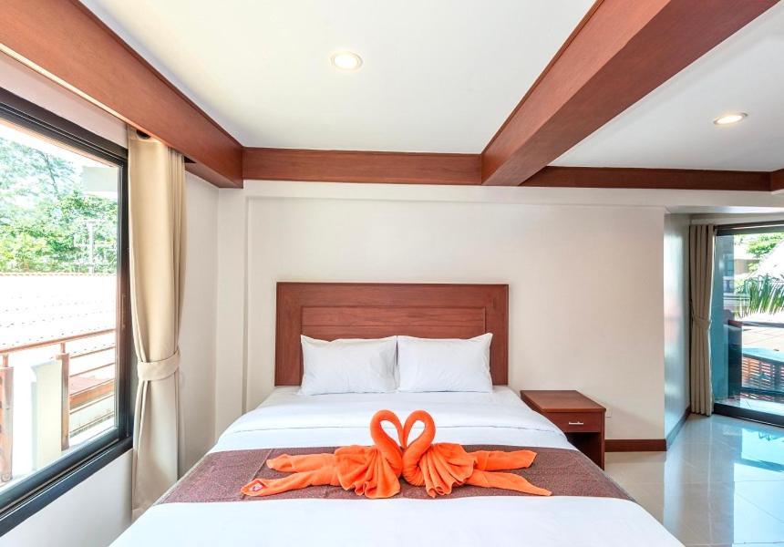 Kata Noi Bay Inn Экстерьер фото